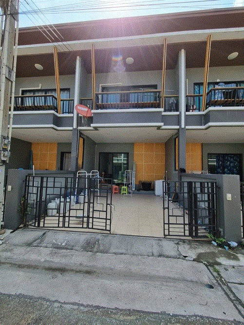 ทาวน์เฮ้าส์หลุดจำนอง ธ.ธนาคารกรุงเทพ ชลบุรี บ้านบึง หนองบอนแดง